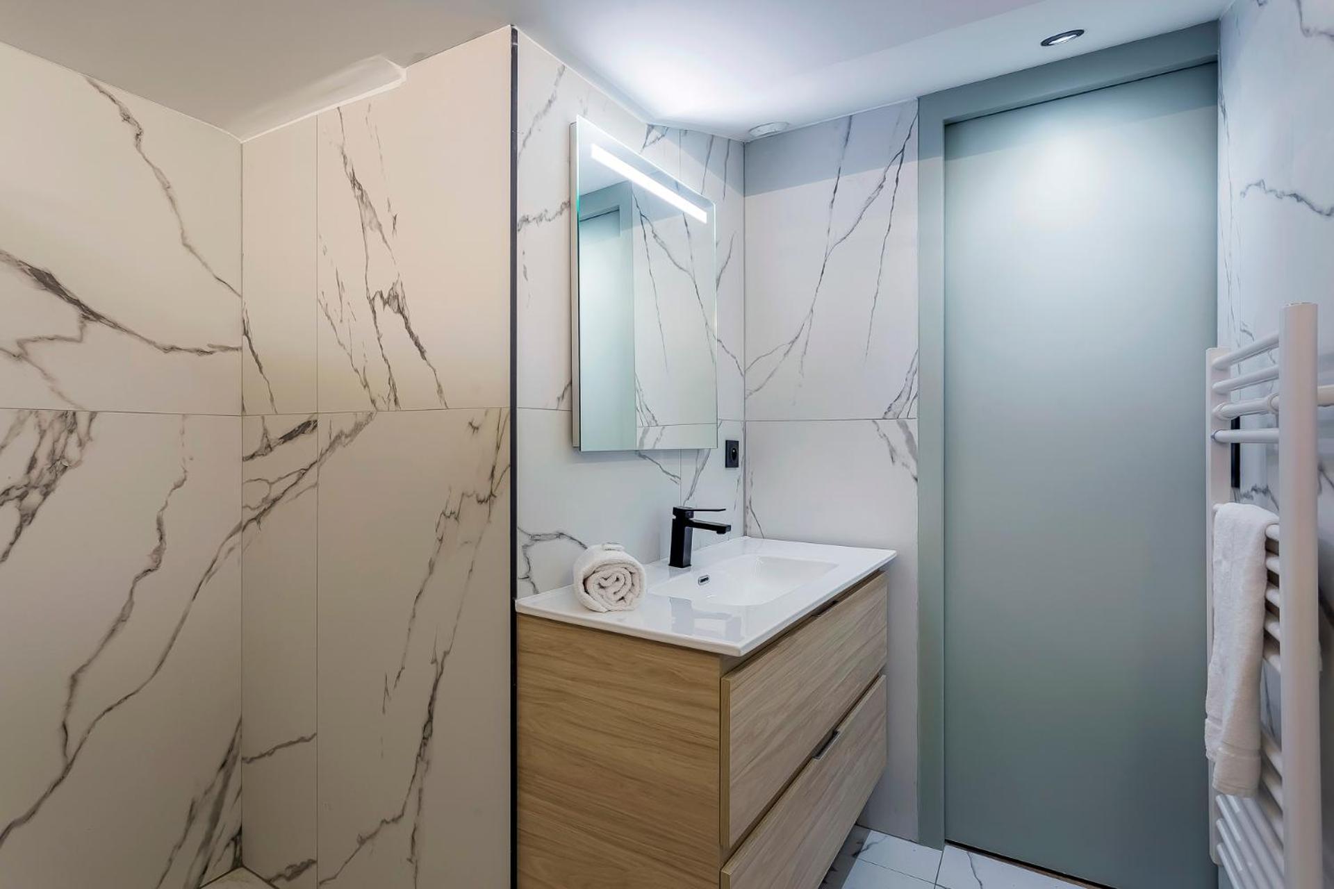 Suite Romantique Balneo Centre Lyon Bagian luar foto